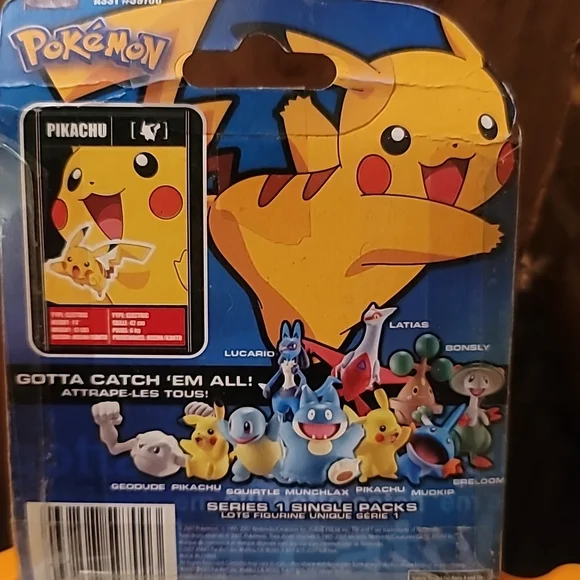 POKÉMON PIKACHU BATTLE FRONTIER COLLECTIBLE FIGURE NIB - Picture 2 of 3